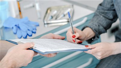 دراسة حديثة تؤكد أن تكلفة التأمين الصحي بالمشرق العربي سترتفع بمعدلات مزدوجة خلال 2025 