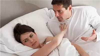 اذا طلبت منك زوجتك لا تفعله ابداً لان النبي ص نهانا عنها